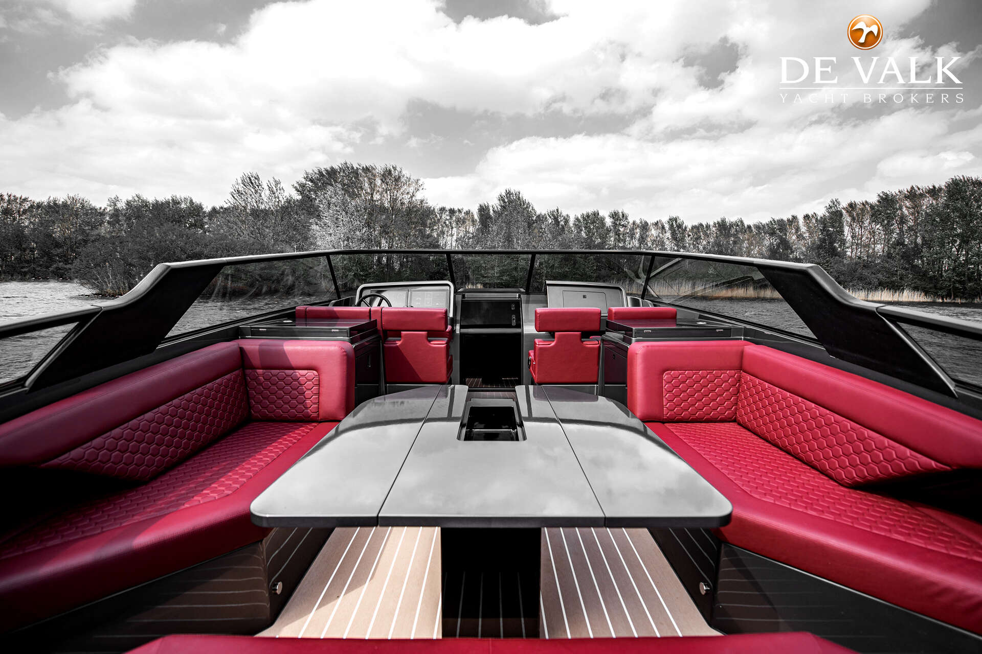 Reborn 38 Cabin — foto 6 van 33