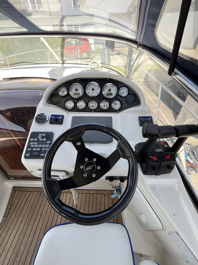Bavaria  30 Sport — foto 14 van 23