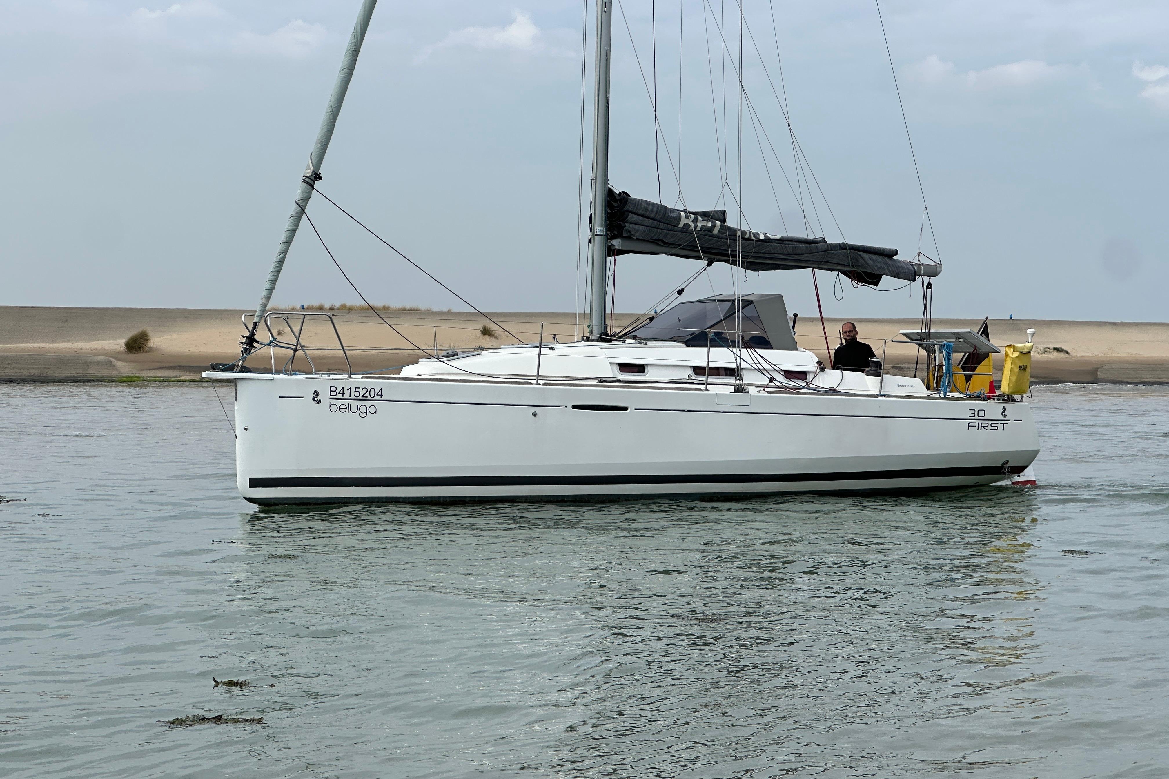 Beneteau First 30 — foto 9 van 11