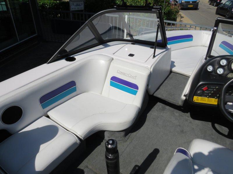 Correct Craft Ski Nautique — foto 6 van 15