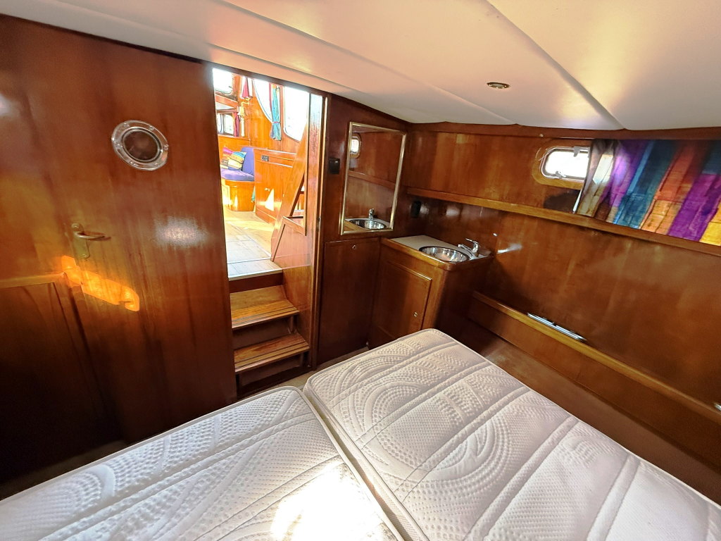 Klassiek Rondspant Motoryacht  1280 — foto 32 van 35