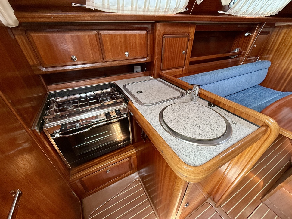 Bavaria 34 — foto 10 van 12