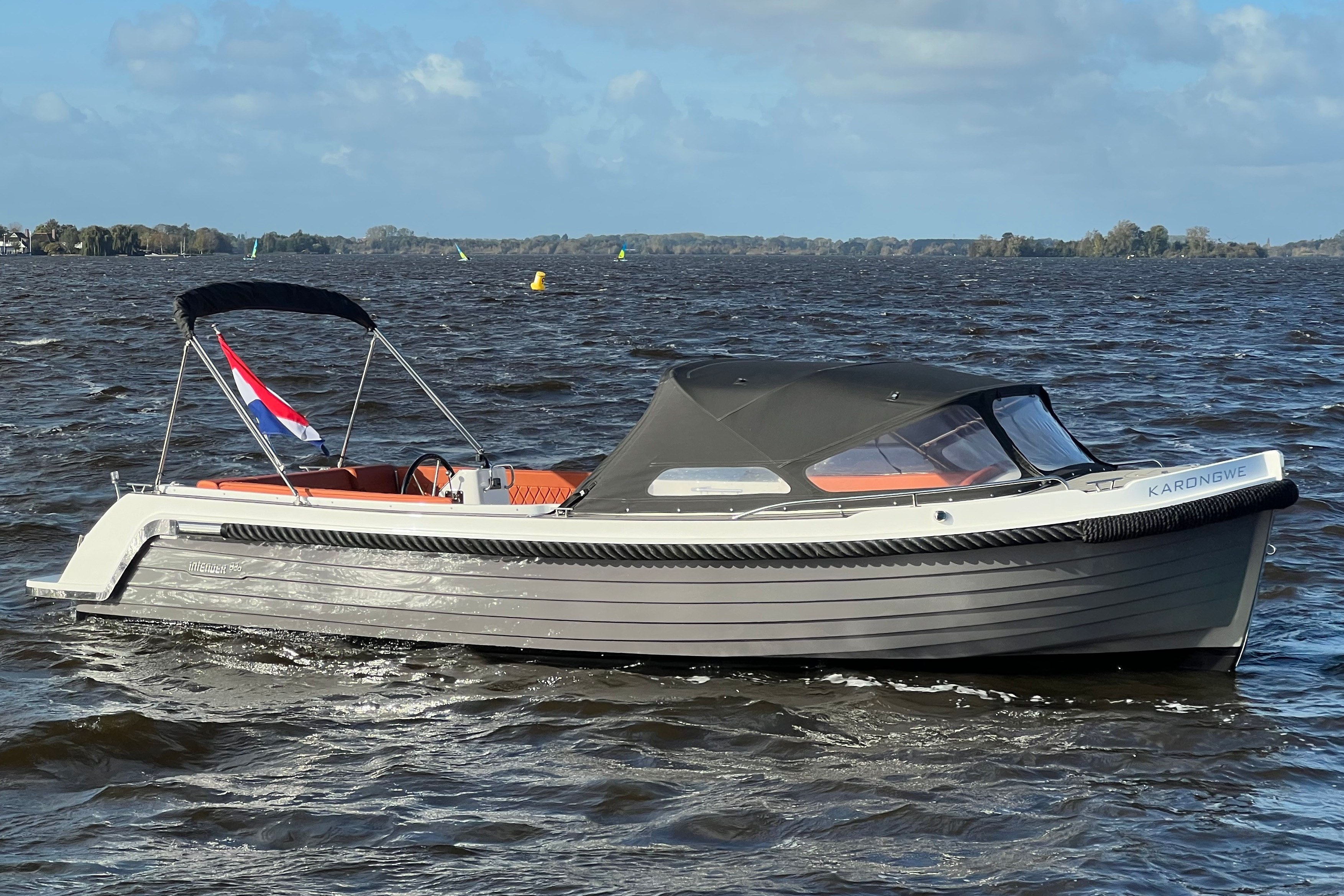 Interboat Intender 820 — foto 1 van 34