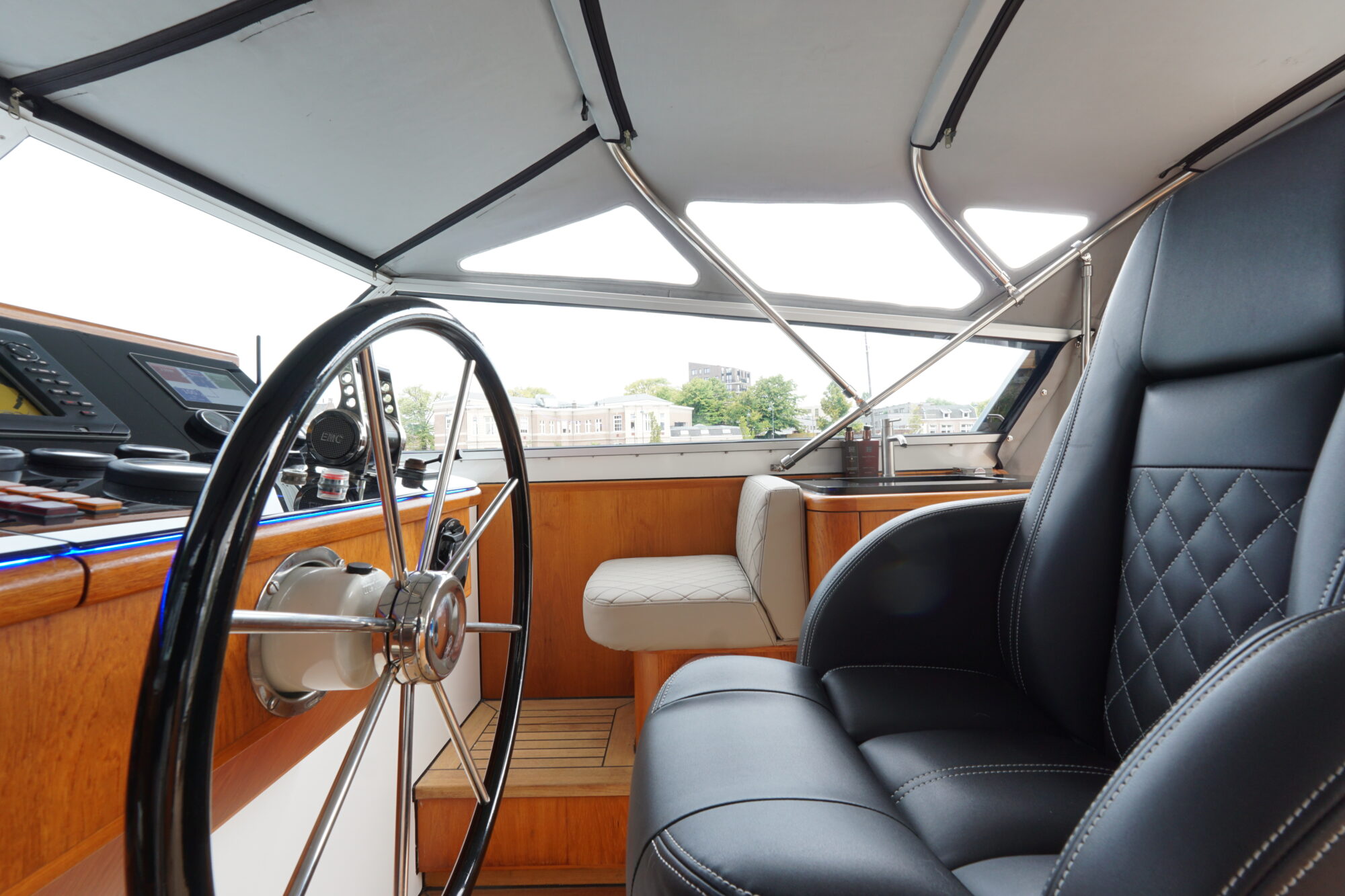 Van der Heijden 14.00 Dynamic DeLuxe Cabrio — foto 55 van 62