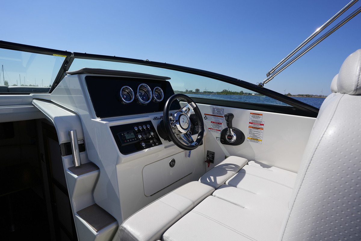 Sea Ray Sundancer 265 — foto 35 van 66