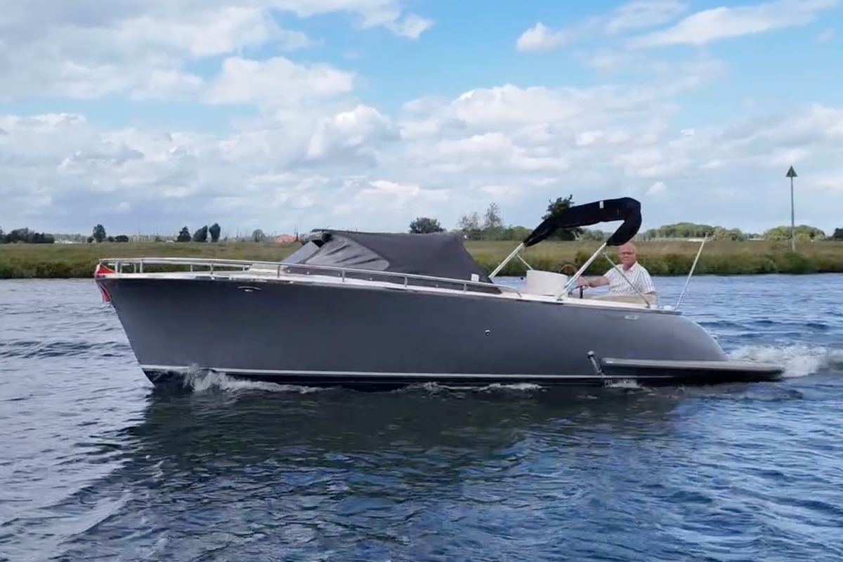 Riviera 24