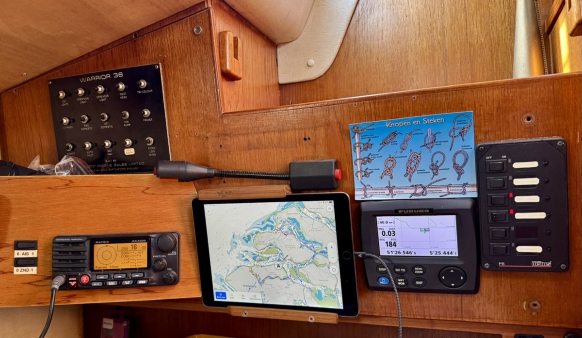 Trident Marine Warrior 38 — foto 15 van 30
