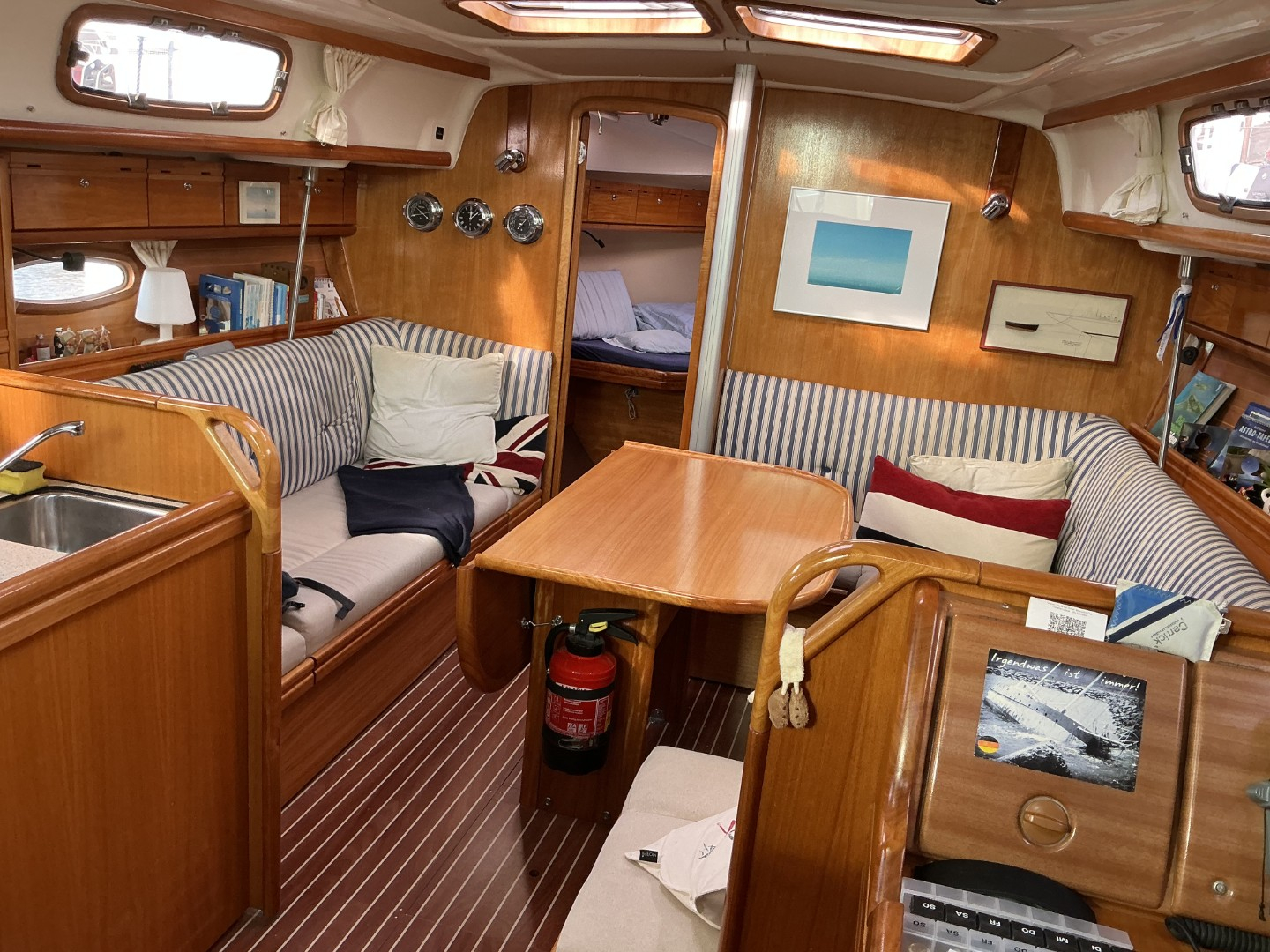 Bavaria 37 Cruiser — foto 8 van 40