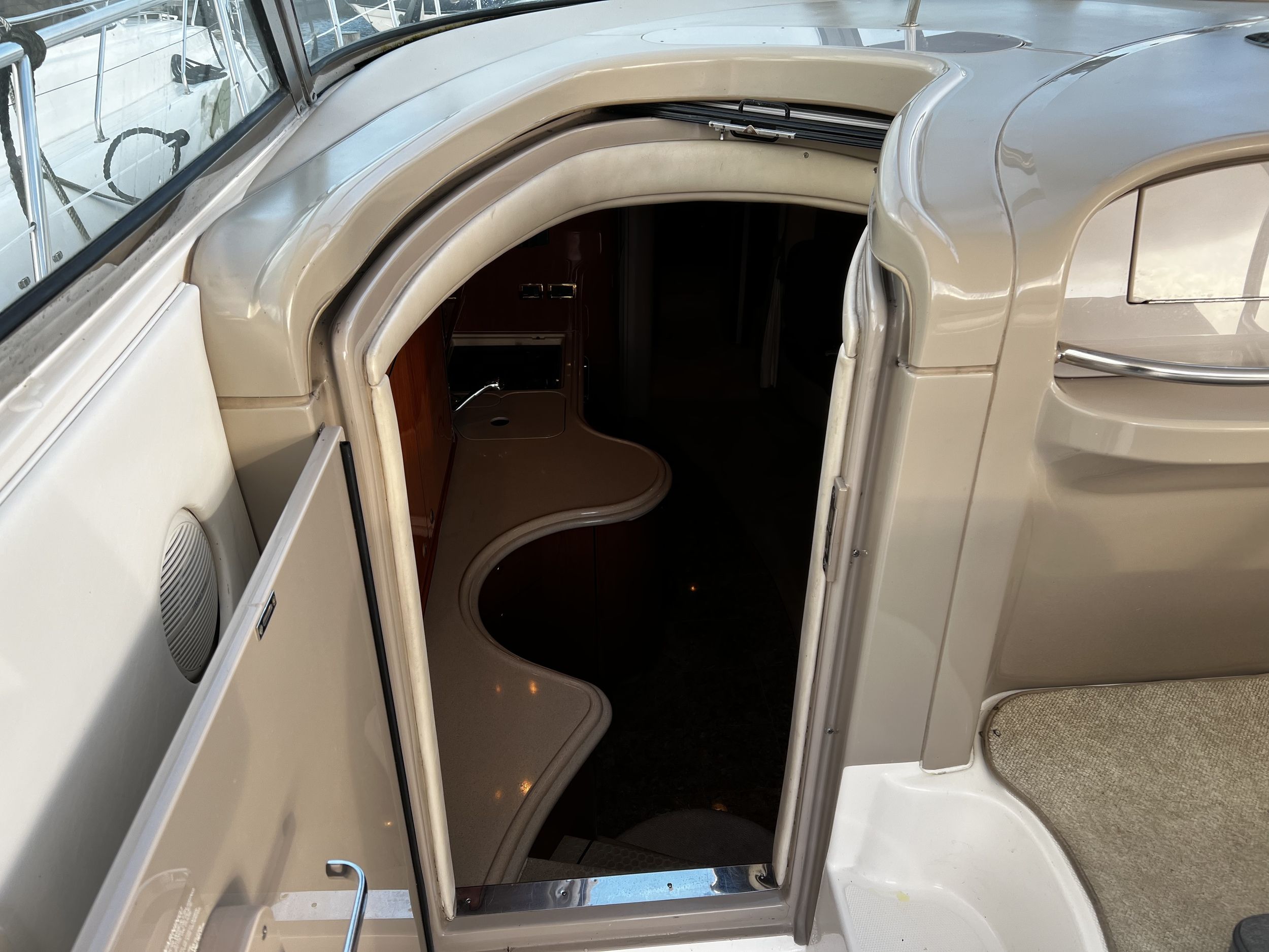 Sea Ray 510 Sundancer — foto 3 van 6
