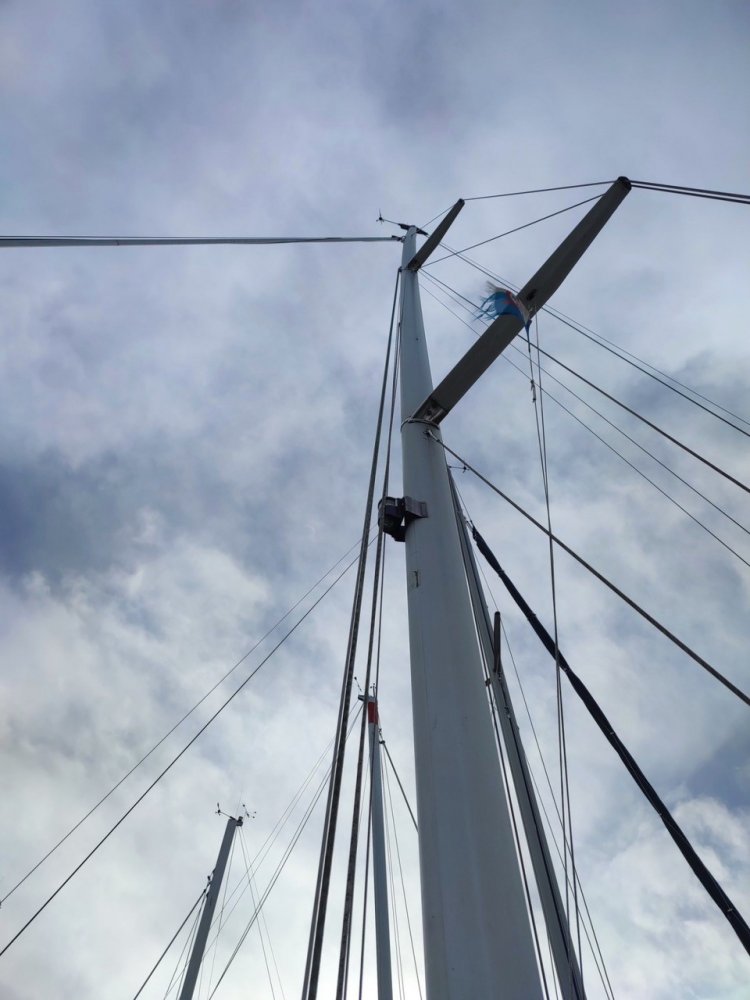 Bianca - Sailing Yacht - GRP (Polyester) - 1990 - € 19.900 — foto 9 van 11