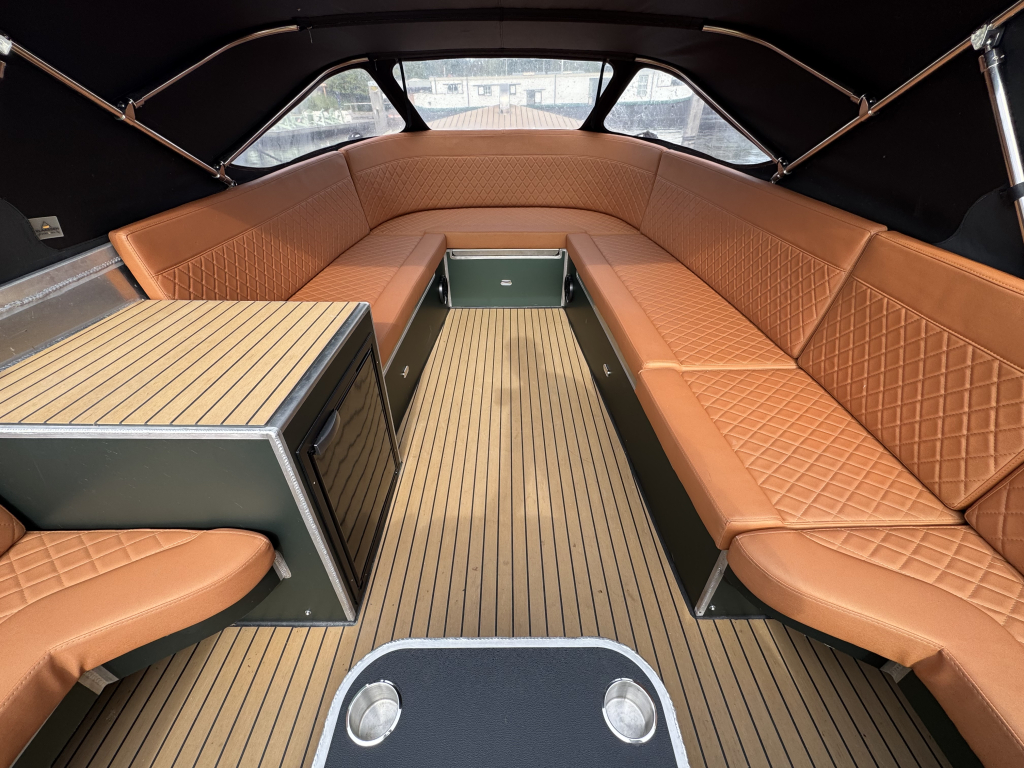 AluShip E-700 sloep — foto 11 van 32