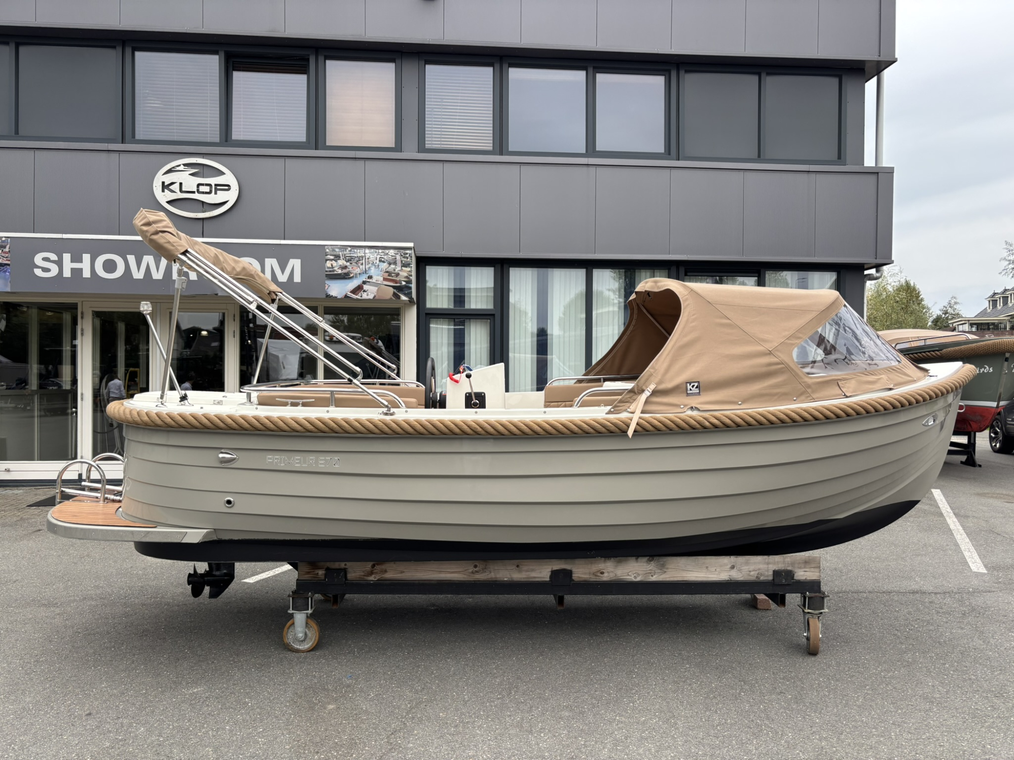 Primeur 570 met Suzuki 20 pk! — foto 1 van 10