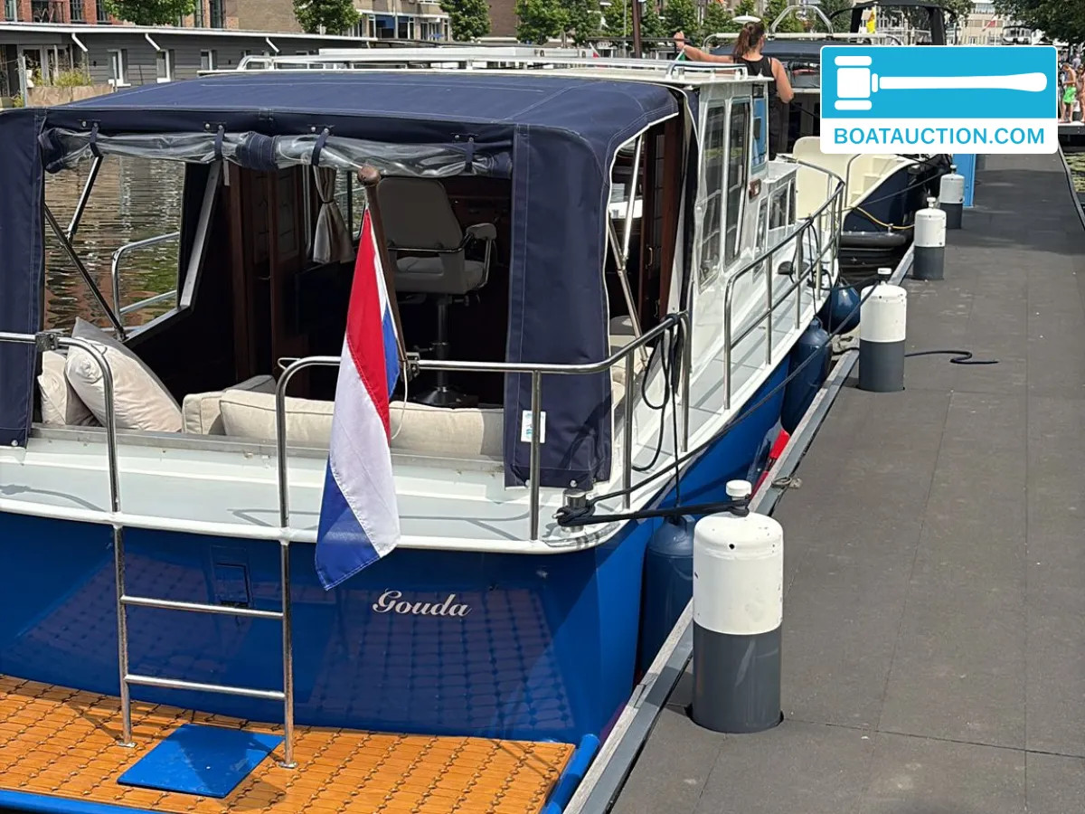 Motorboat 1050 nu in de online veiling. — foto 2 van 16