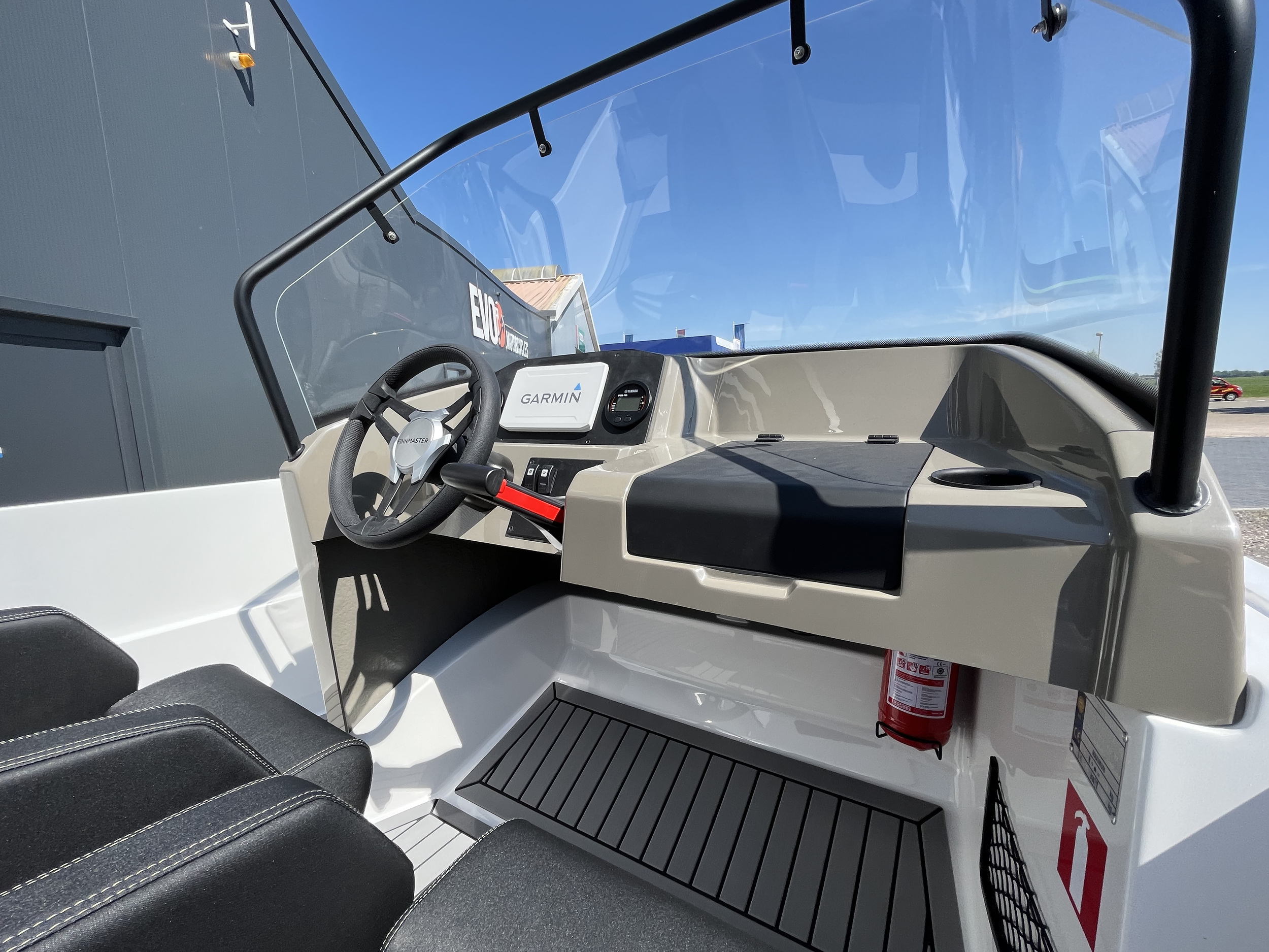 Finnmaster S5 consoleboot — foto 6 van 12