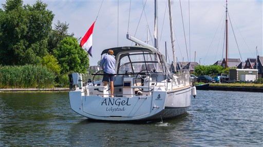 Beneteau Oceanis 38.1 (2018) — foto 6 van 12