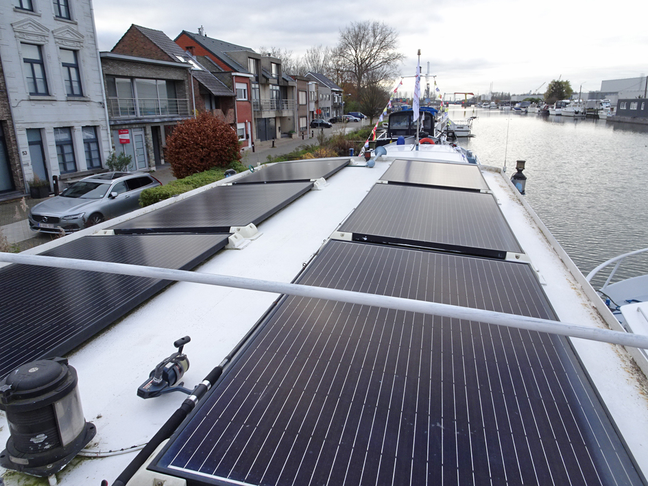 Luxe Motor 26.25 met UBC — foto 15 van 70