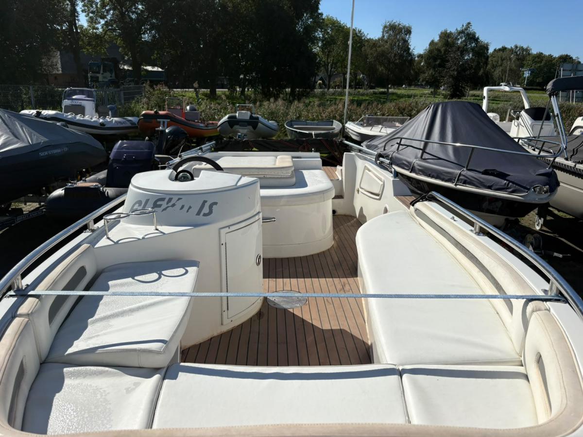 Novurania Custom Line 600 — foto 7 van 26