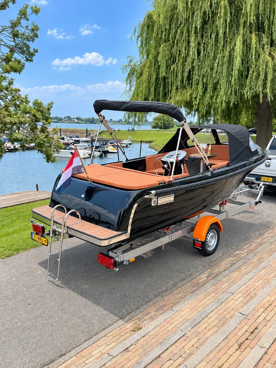 Maassloep 590 Honda 20pk nieuw full opties — foto 5 van 14