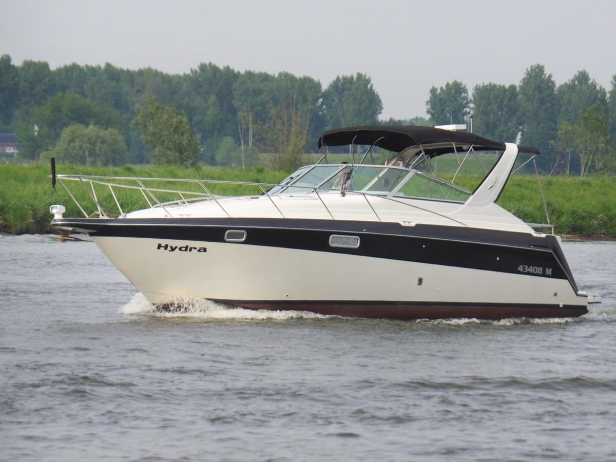 Maxum 3200 SCR