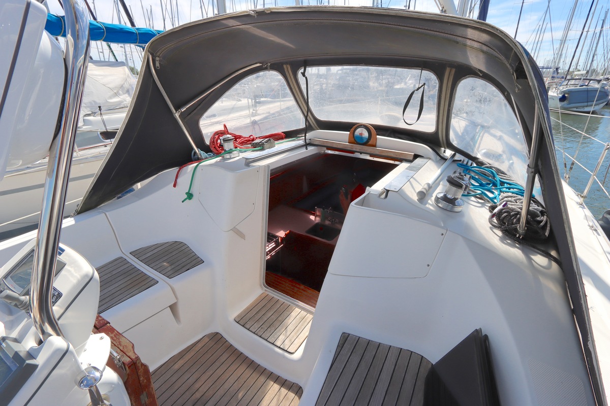 Hunter 33 — foto 43 van 52