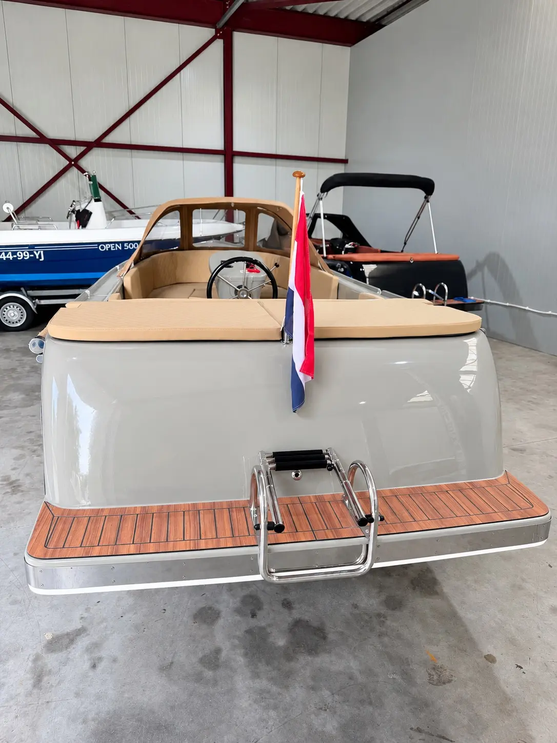 Maassloep 590 Honda 20pk 10 vaar uren € 20.950,- koopje — foto 4 van 9