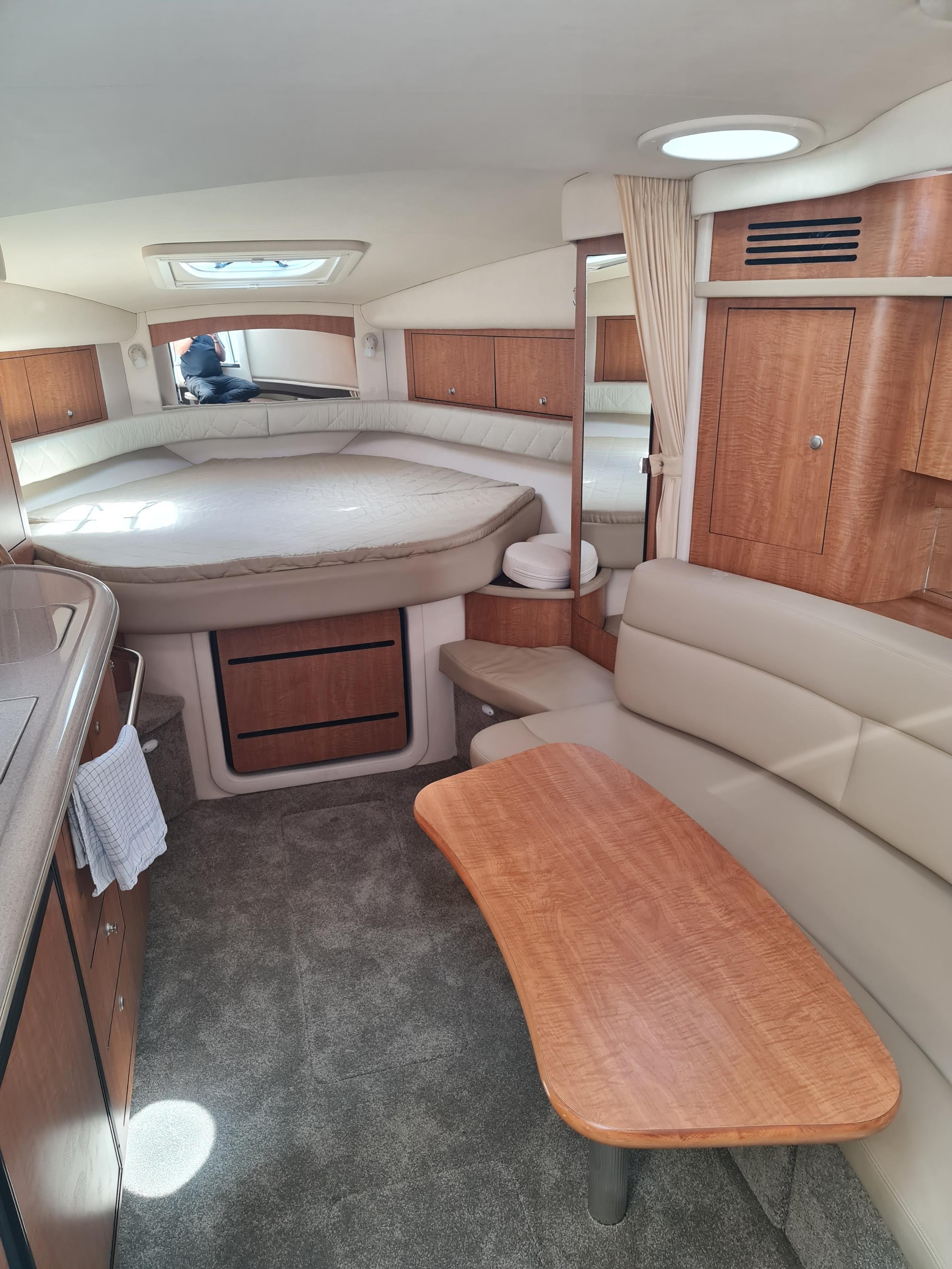 Sea Ray 375 Sundancer — foto 16 van 39