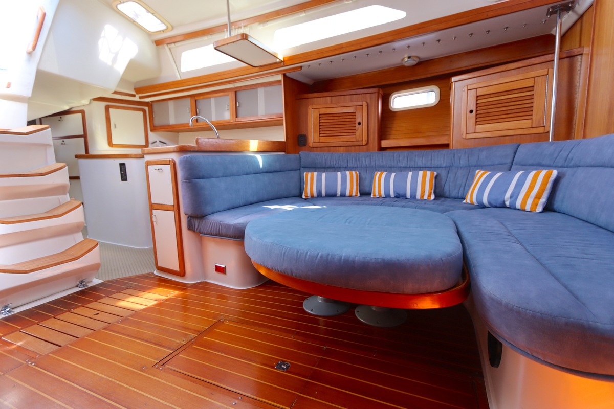 Catalina 42 MK II — foto 16 van 81