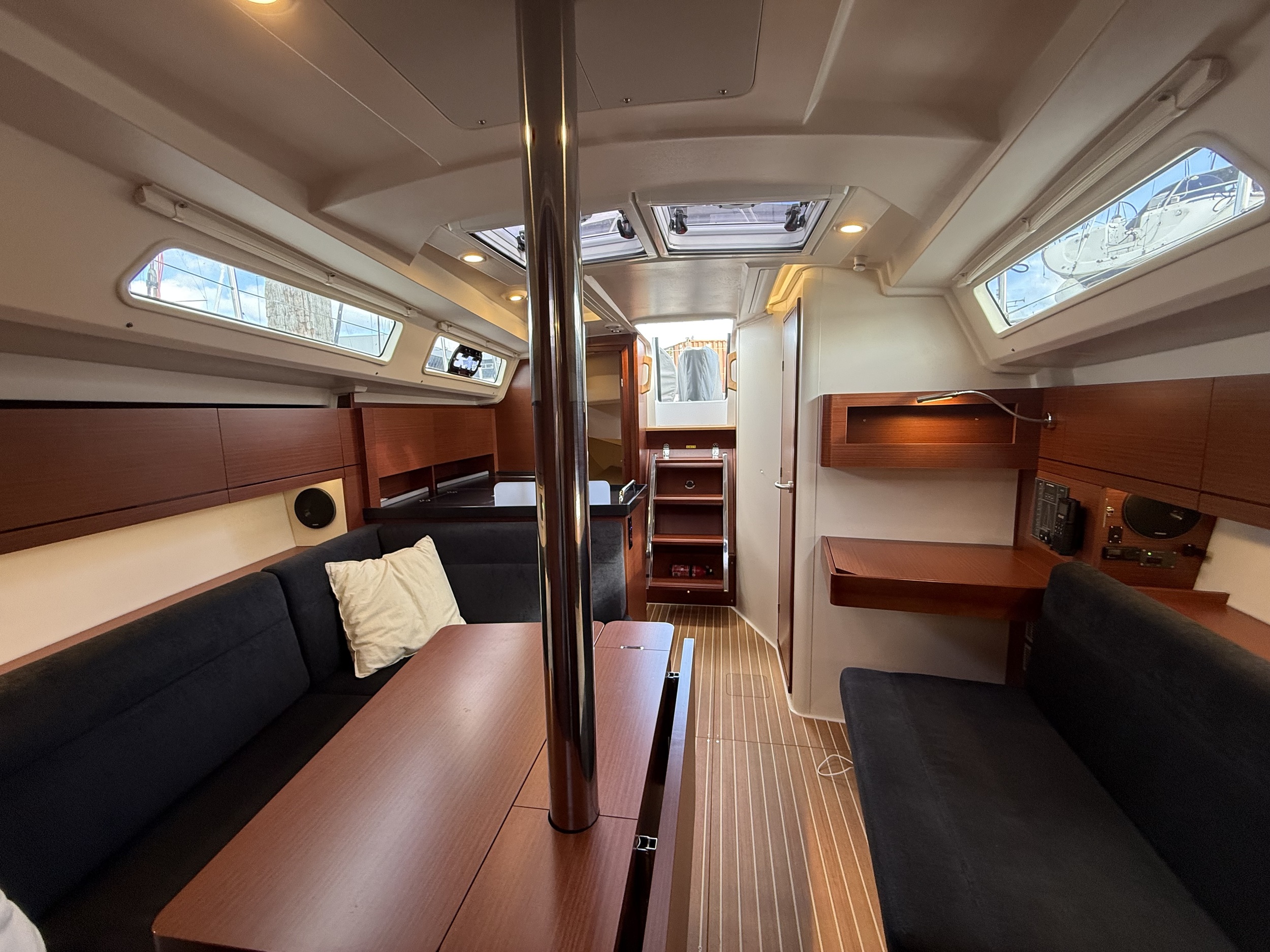 Hanse 348 — foto 3 van 31