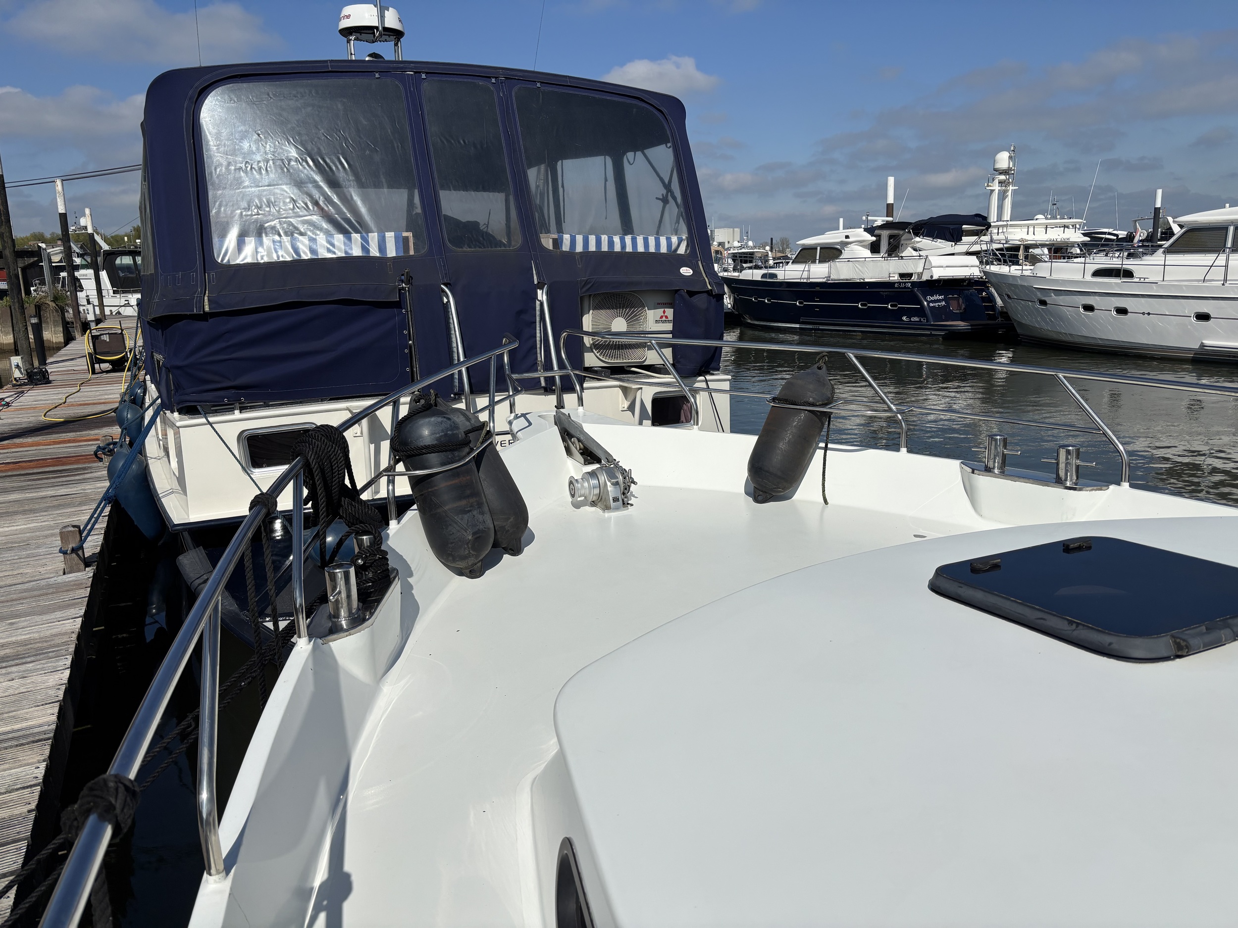 Explorer 45 — foto 4 van 31