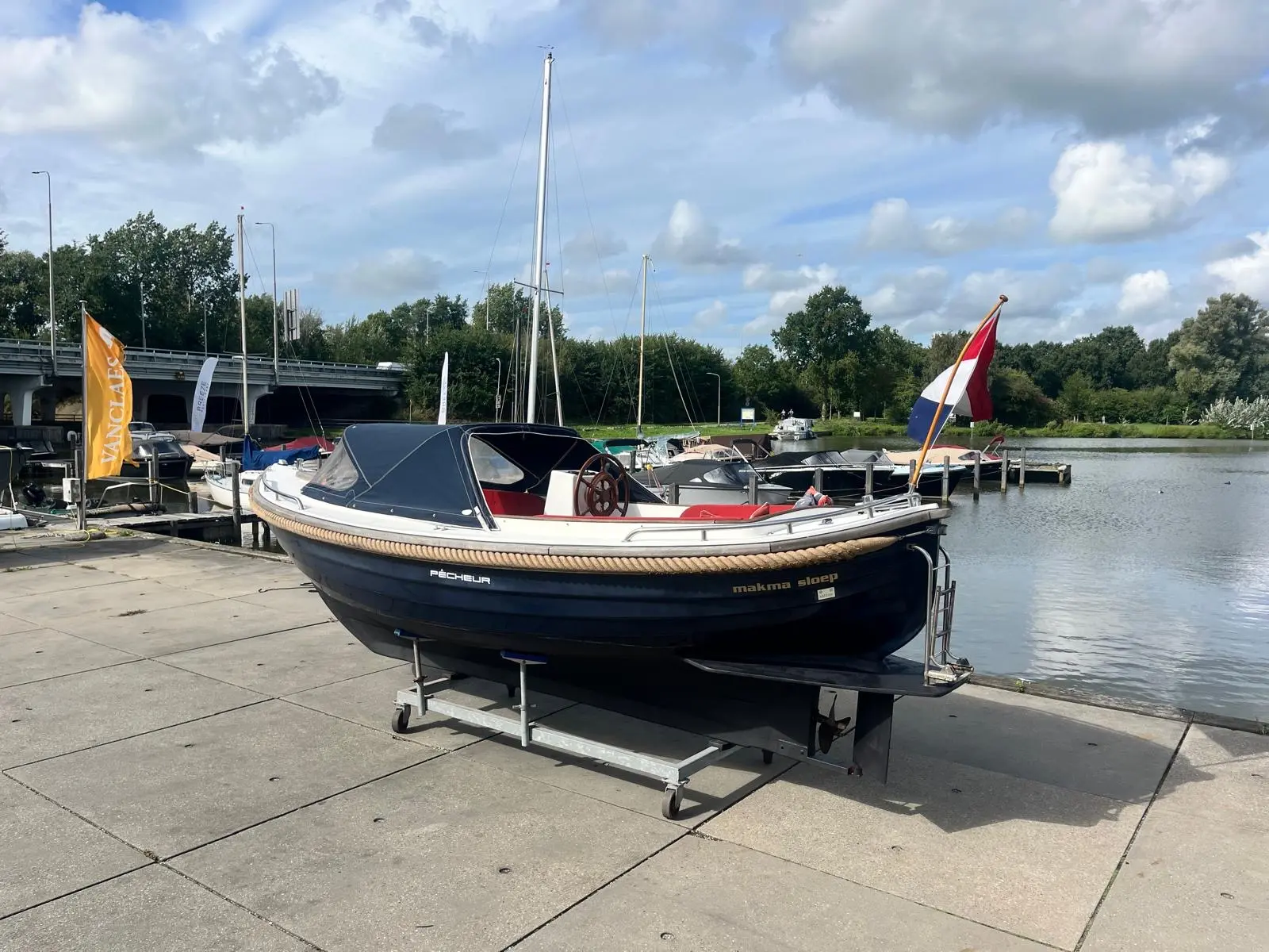 Makma pecheur Yanmar 29pk koopje € 14.950,- — foto 20 van 25