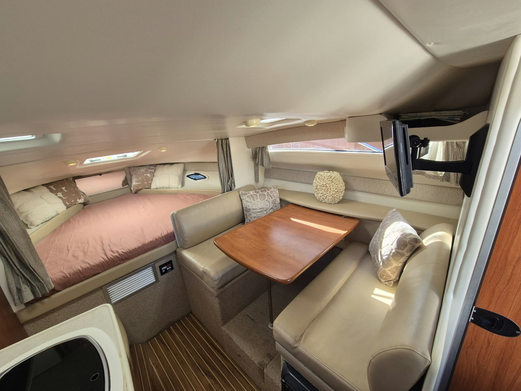 Bayliner 285 sportcruiser uit het bouwjaar 2004 (2e eigenaar — foto 18 van 23