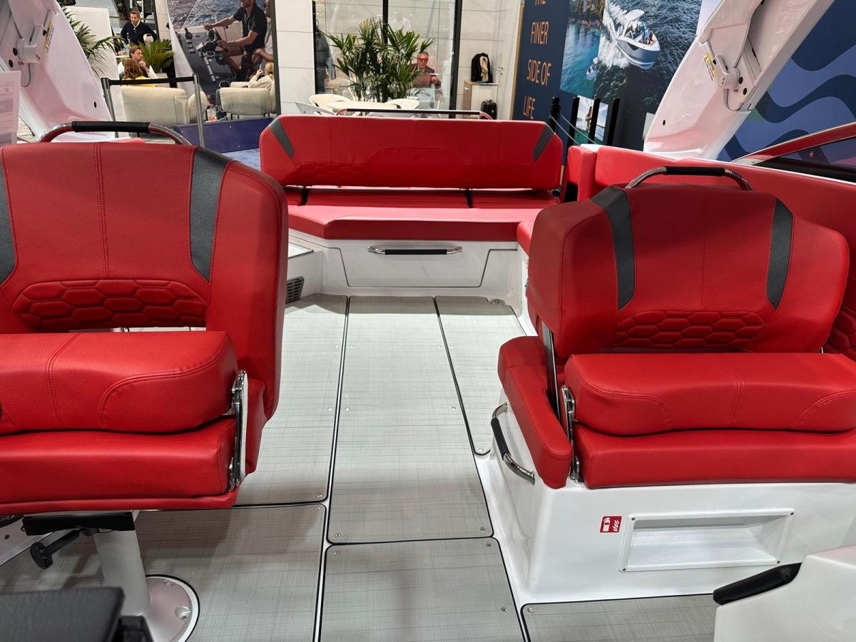 Four Winns H9 Bowrider — foto 10 van 25