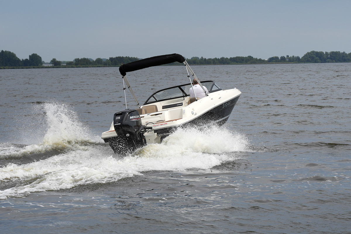 Bayliner VR4 — foto 7 van 36