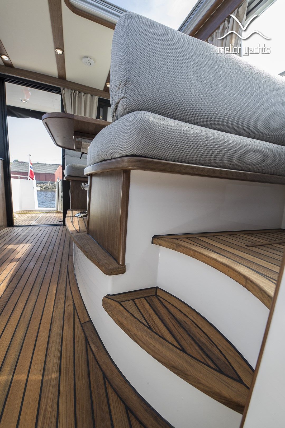 Saga 385 — foto 36 van 39