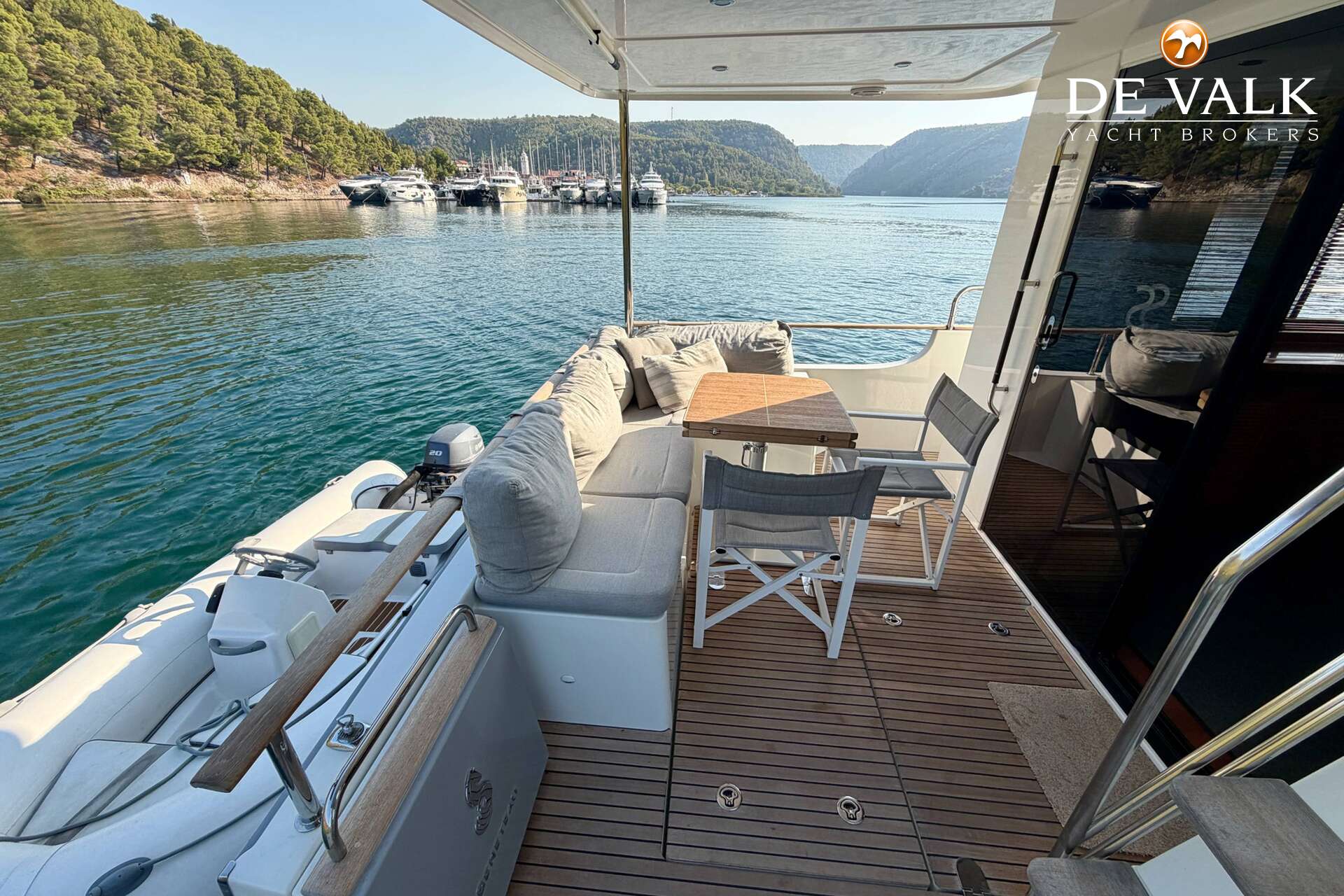 Beneteau Swift Trawler 50 — foto 14 van 38