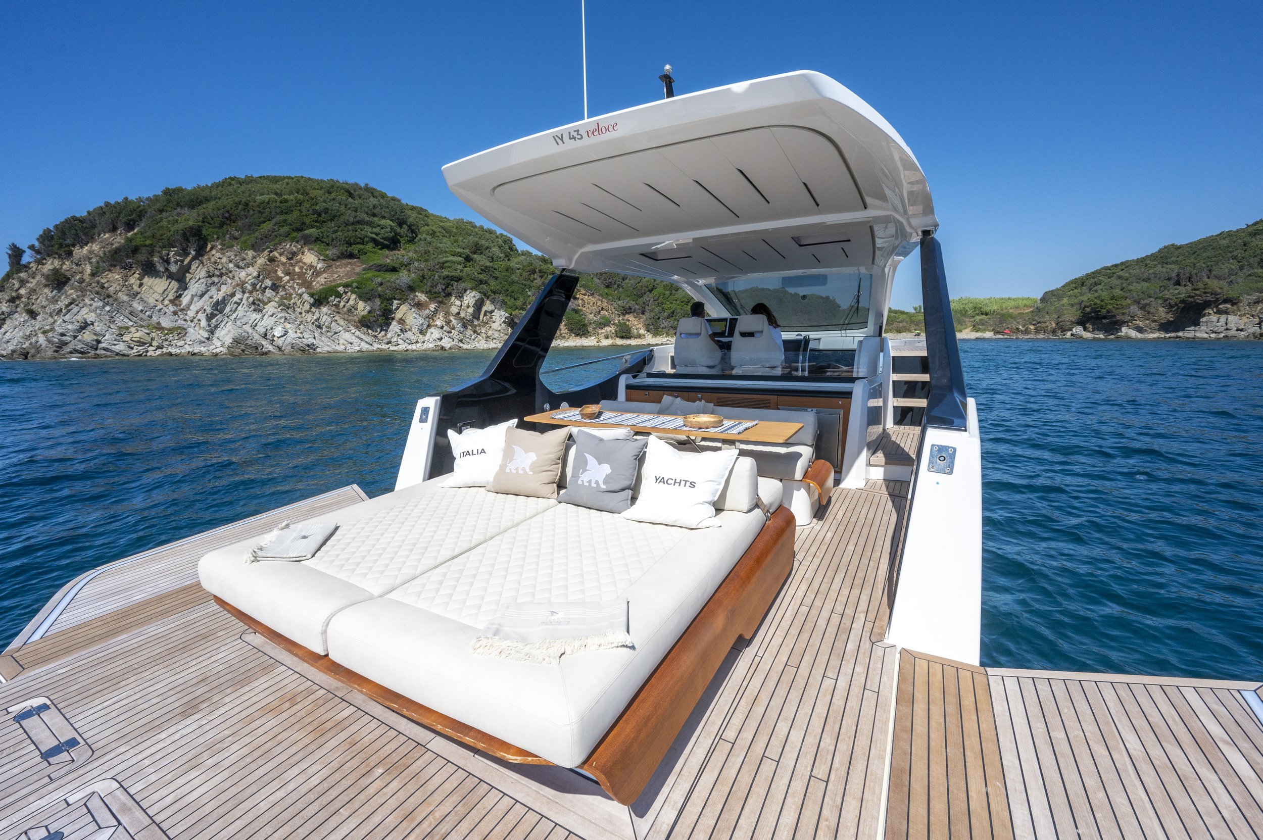 IY43 Veloce — foto 4 van 12