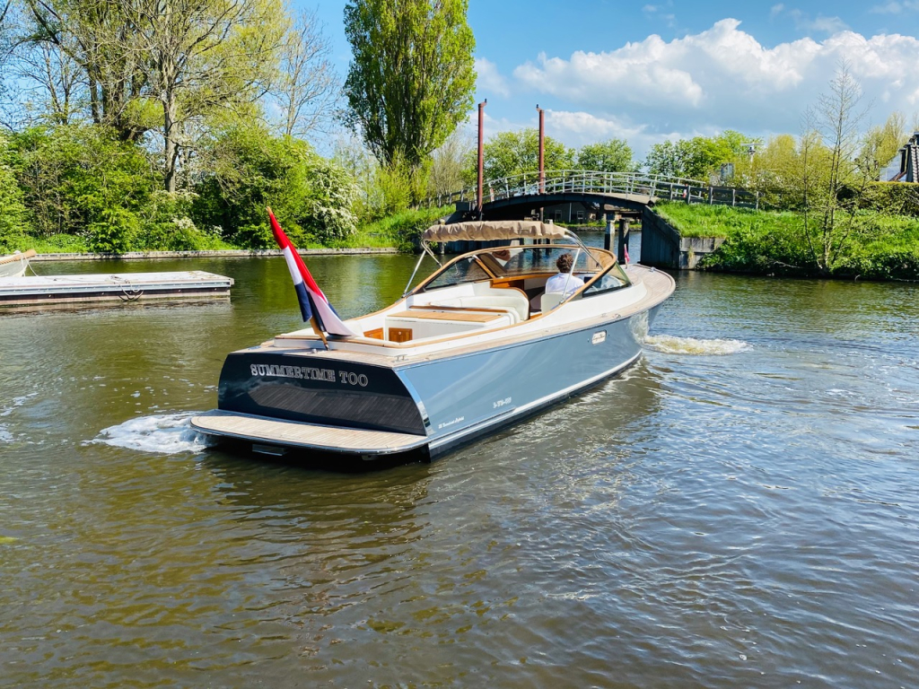 LongIsland 33 Runabout — foto 7 van 13