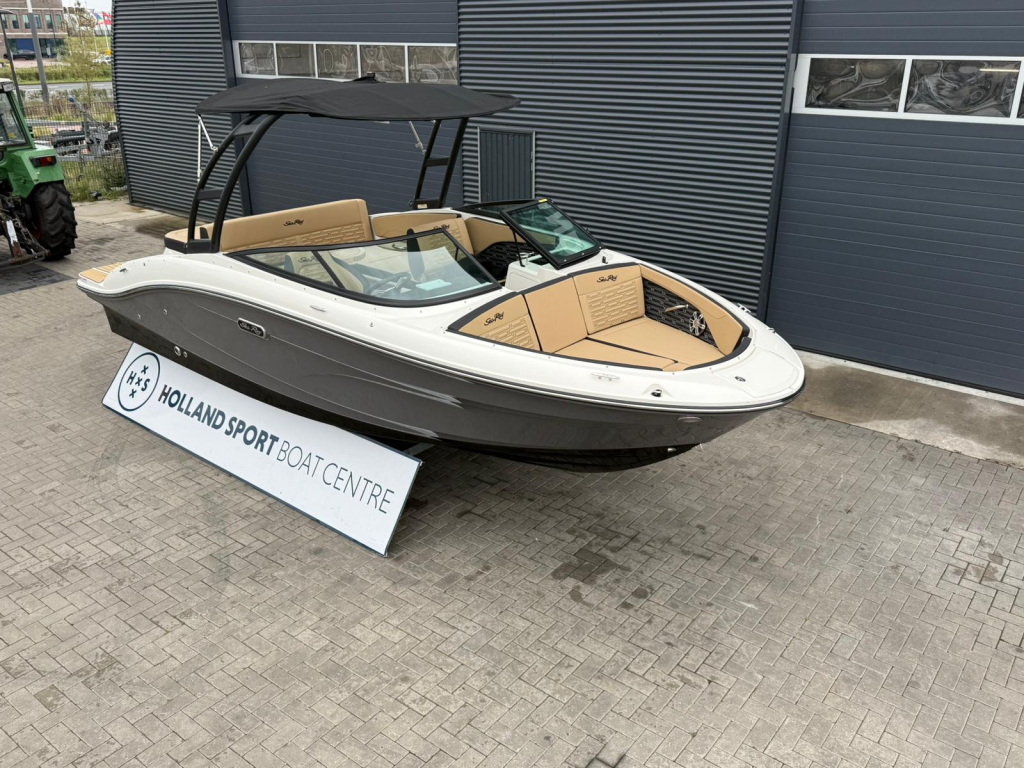 Sea Ray 210 spx — foto 9 van 38