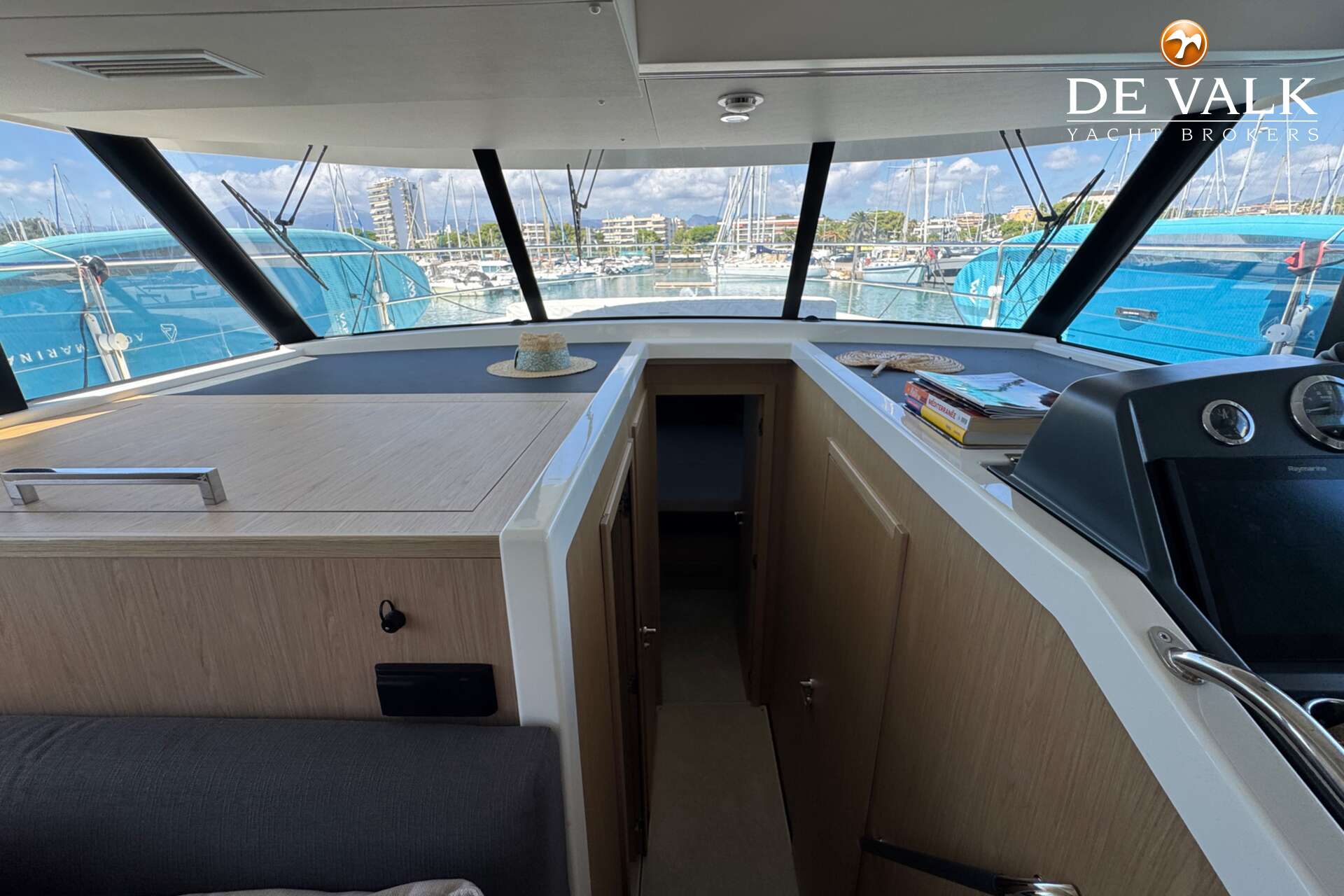 Beneteau Swift Trawler 48 — foto 25 van 35