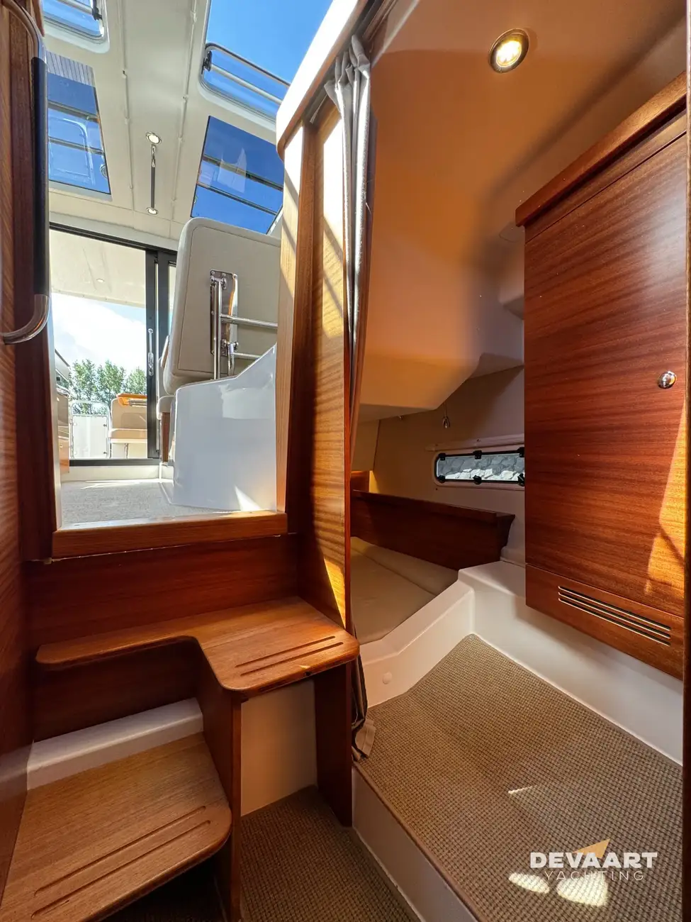 Nimbus 305 Coupe — foto 10 van 23