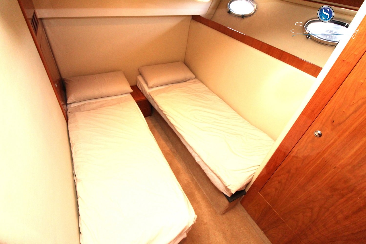 Rivièra 4700 Sport Yacht — foto 26 van 38