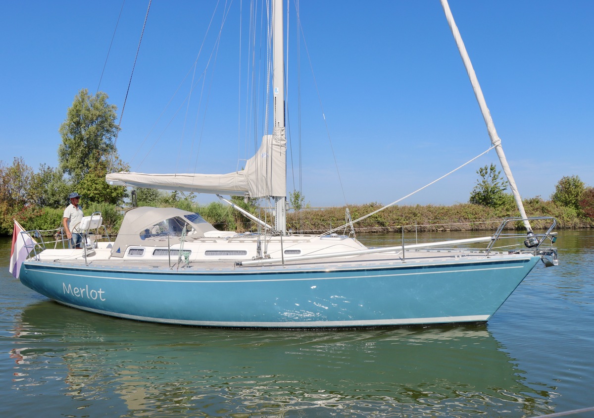 Spirit 37