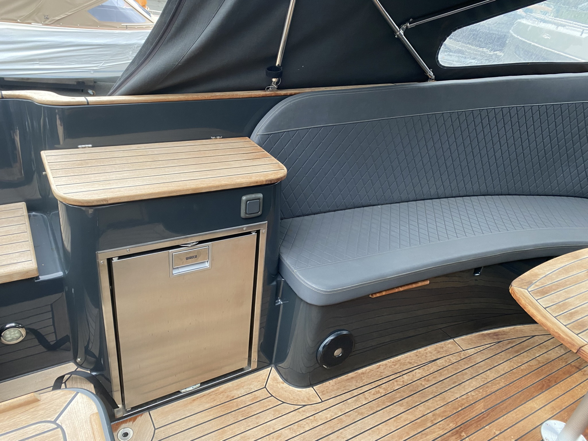 Maril 880 met Nanni diesel 200 pk - bouwjaar 2017 — foto 7 van 16