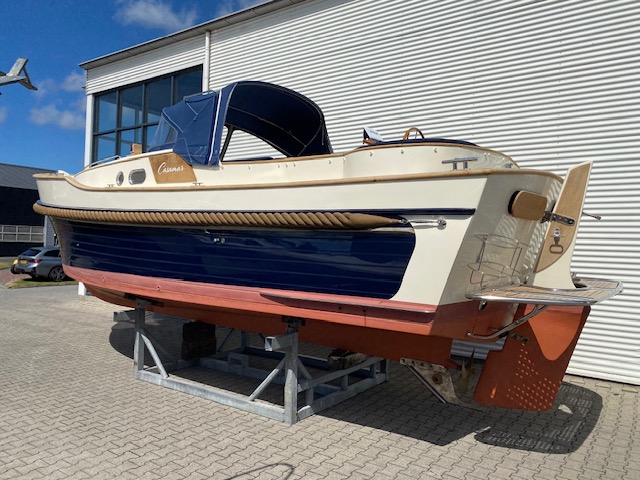 Menken  Newport Bass — foto 4 van 24