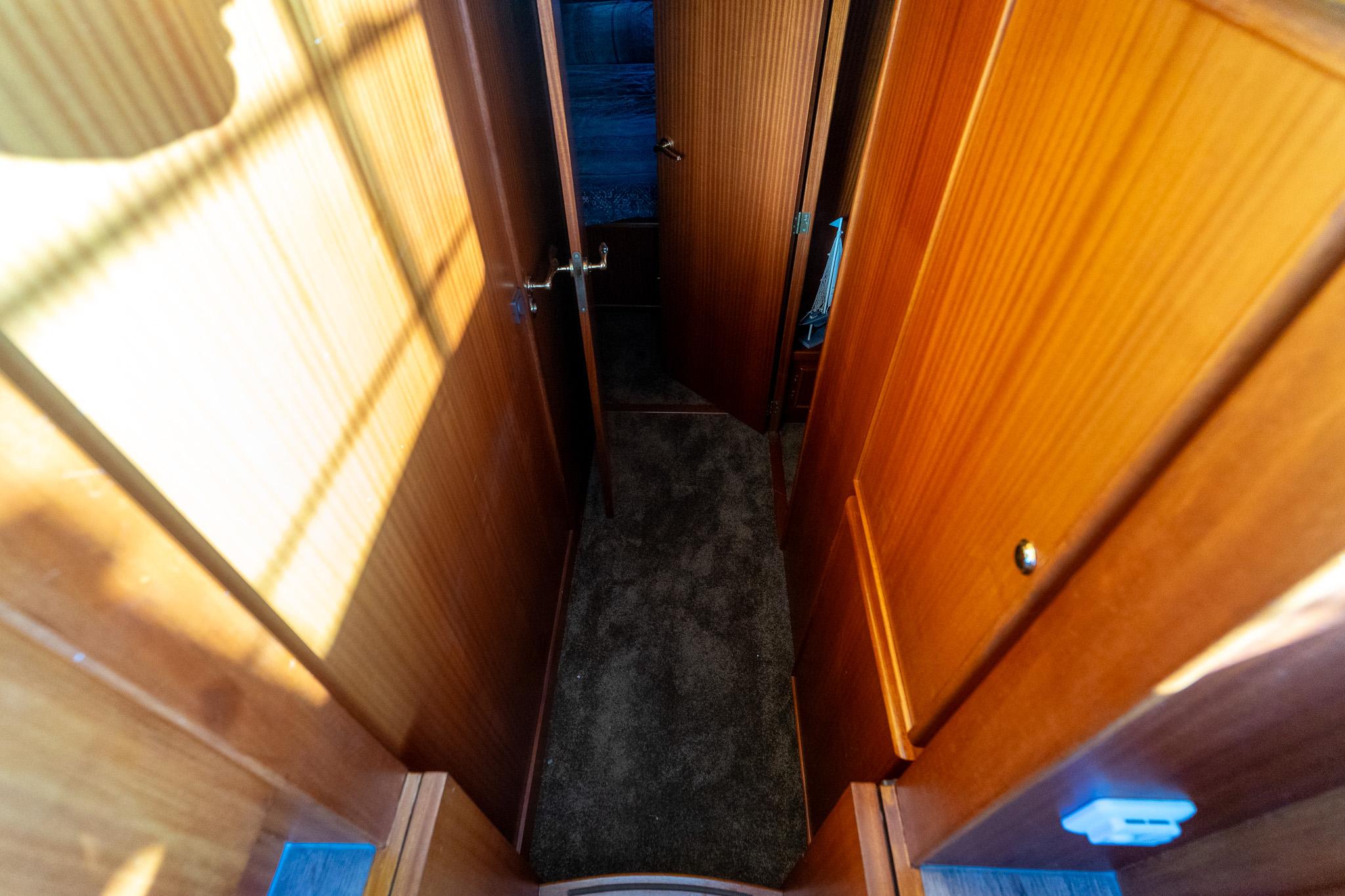 Valkkruiser Voyager 1550 — foto 21 van 45