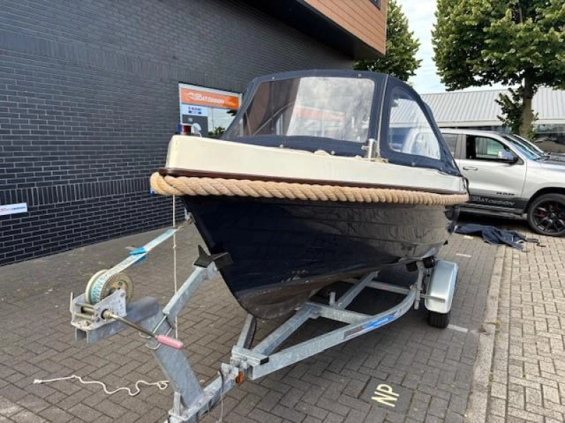 WATO 490 sloep — foto 4 van 5