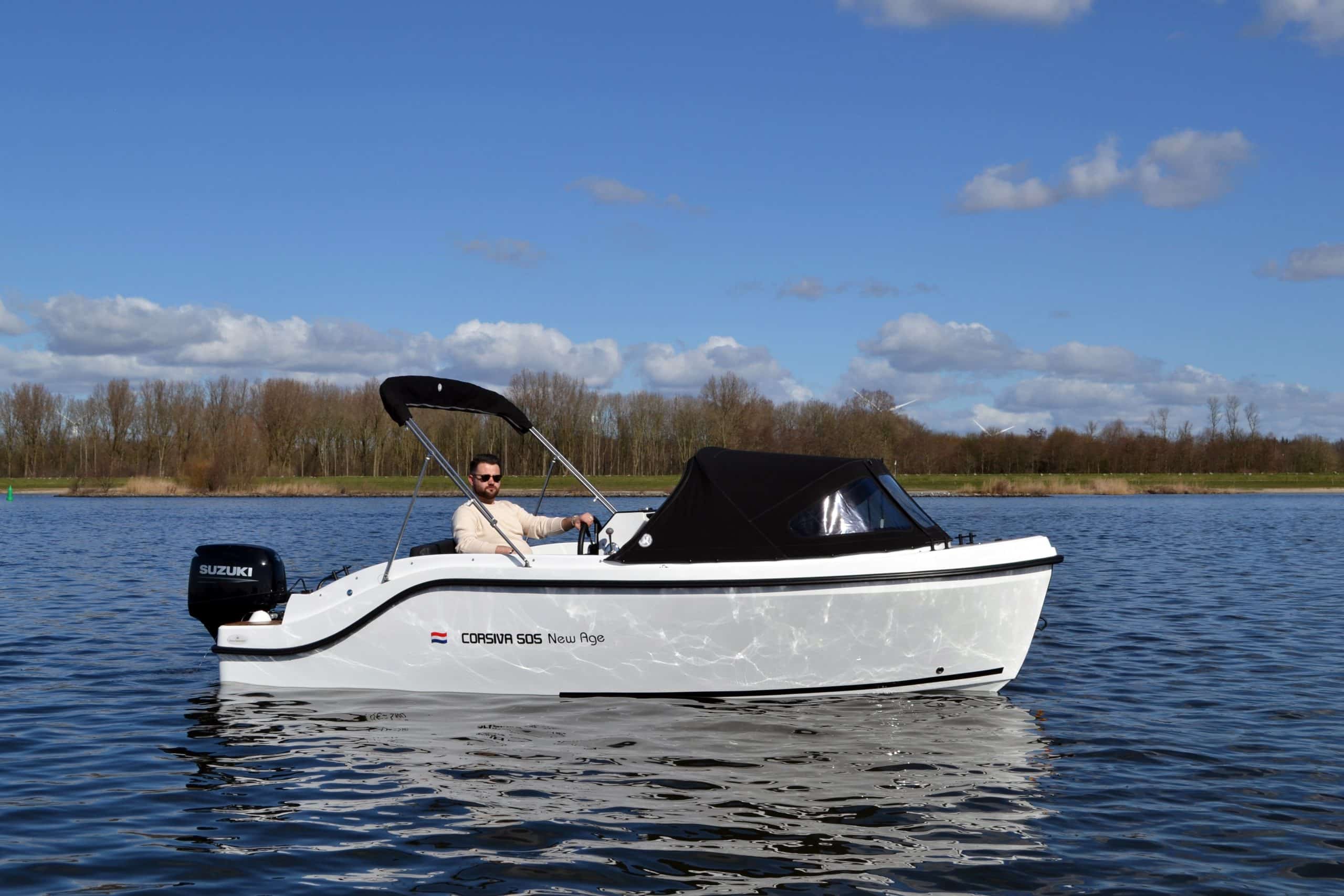 Corsiva 505 Tender — foto 1 van 15