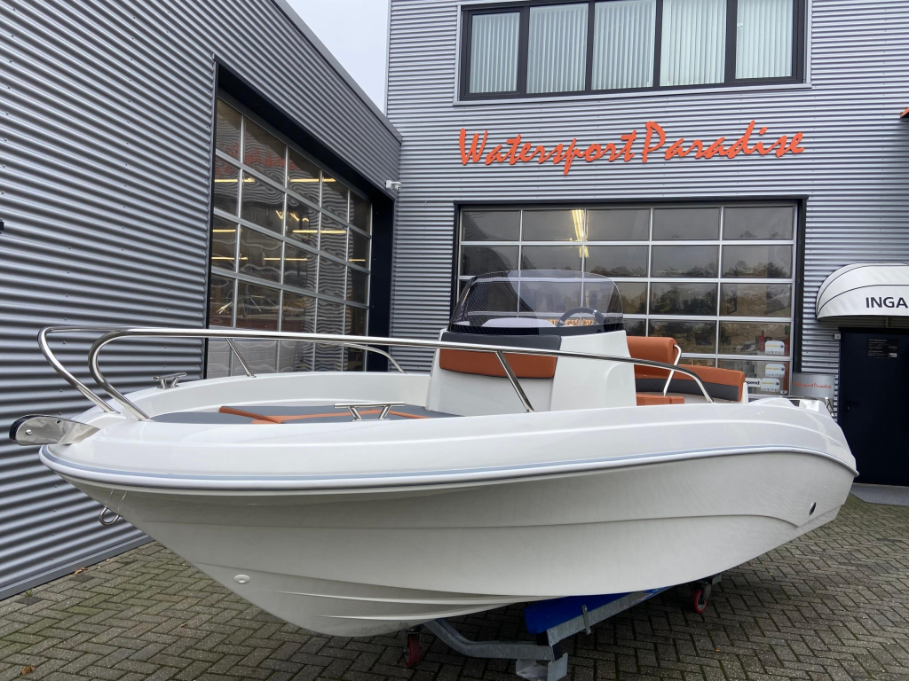 AM Yacht 520 Open — foto 2 van 16