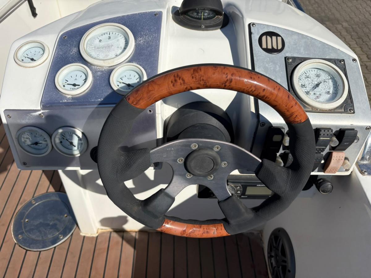Novurania Custom Line 600 — foto 10 van 26