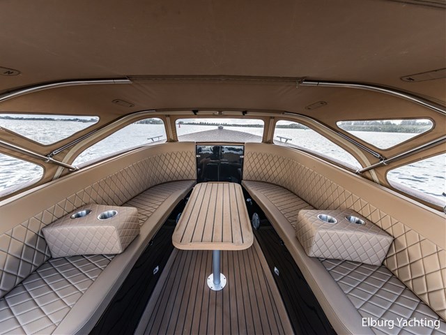 Waterspoor 717 Aviator — foto 19 van 48